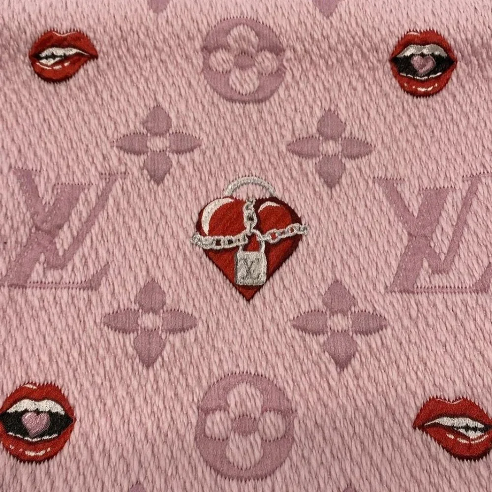 LOUIS VUITTON Echalp Logomania Pink Red Multi - Scarf Wool 413-051925 - Picture 2 of 5